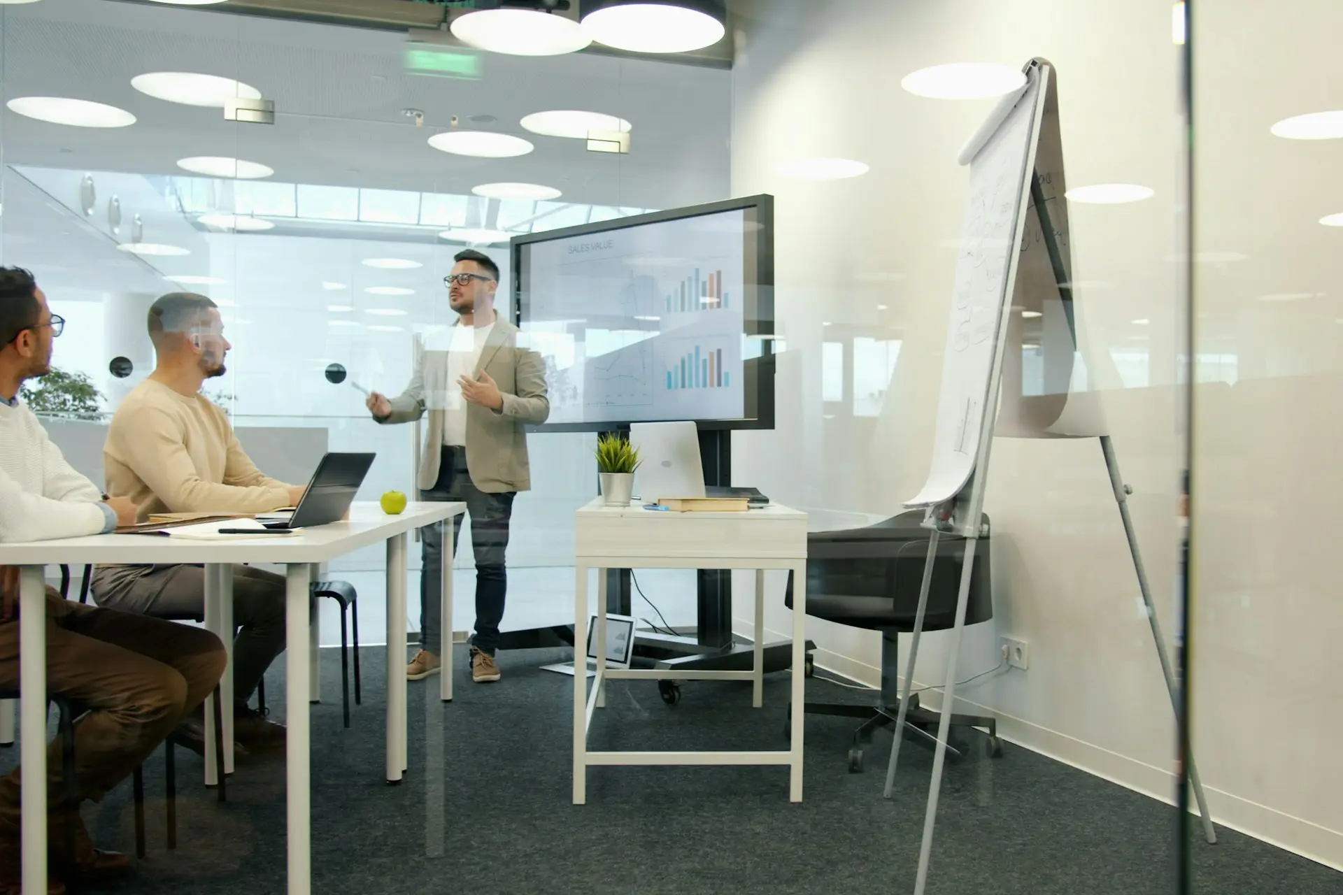 Nonprofit Board of Directors: How to Build One (+ Checklist)