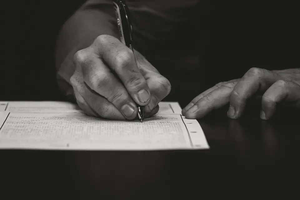 Handwriting with a fountain pen