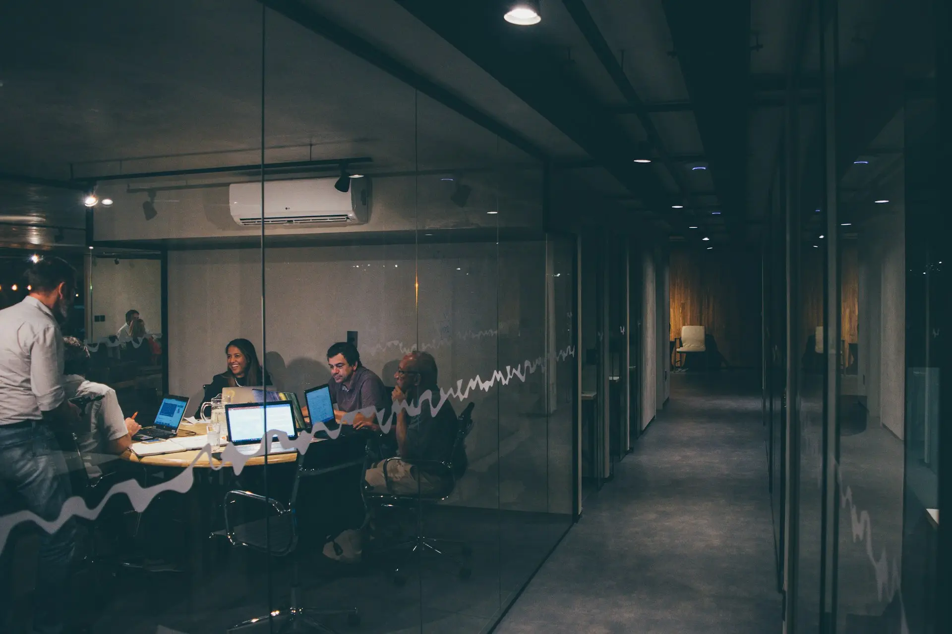 Executive Committee: Powers, Limits and How to Structure One