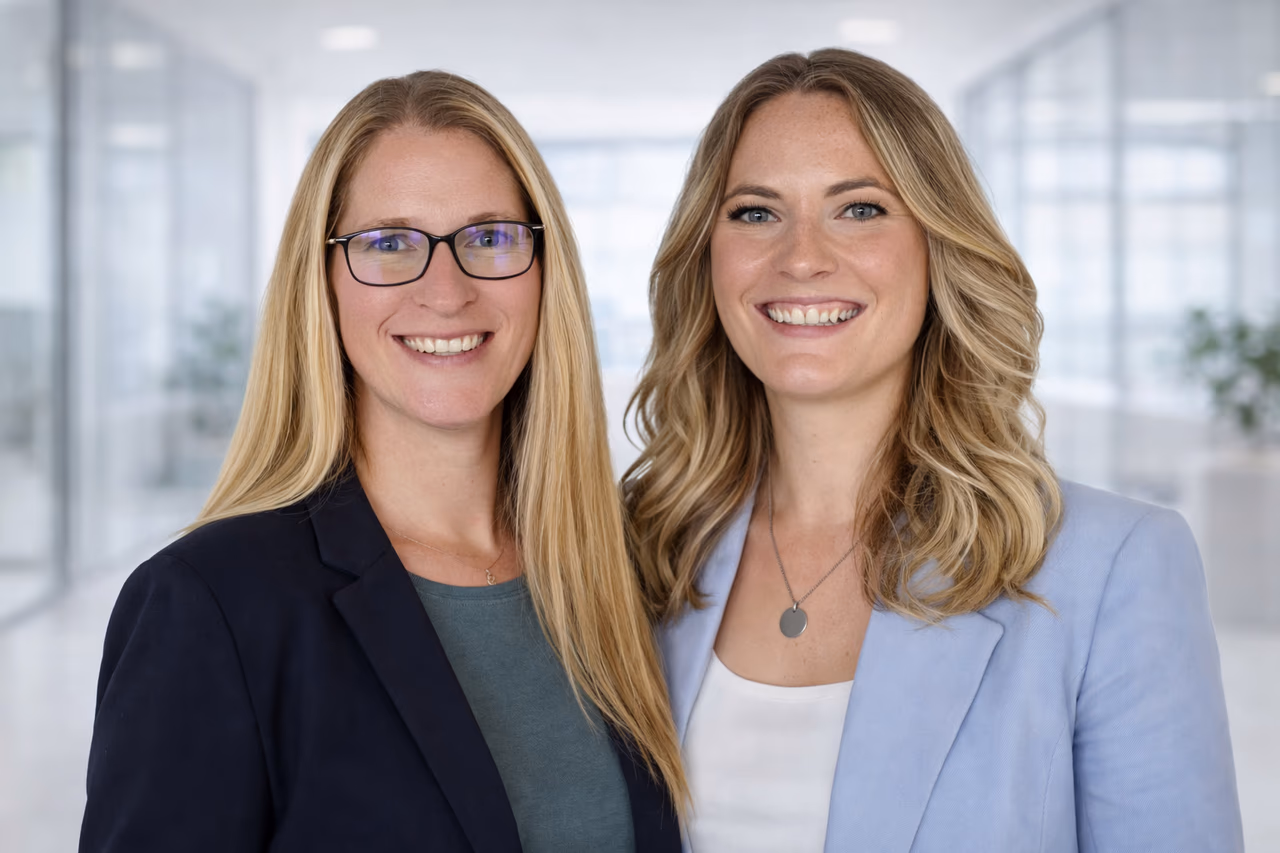 Two members of the campai consultation team
